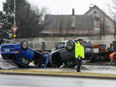 26.11.2025 - Prometna nesreča - &Scaron;martinska cesta - policijaFoto: Luka Cjuha