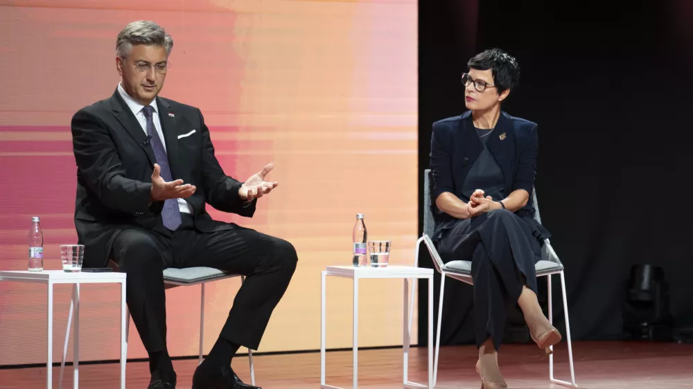 Marta KosAndrej Plenković01.09.2025 20. Blejski strate&scaron;ki forumFOTO: Nik Erik Neubauer