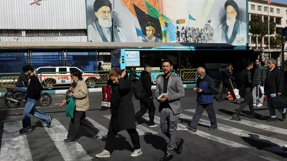 People walk on a street in Tehran, Iran, January 31, 2026. Majid Asgaripour/WANA (West Asia News Agency) via REUTERS ATTENTION EDITORS - THIS PICTURE WAS PROVIDED BY A THIRD PARTY