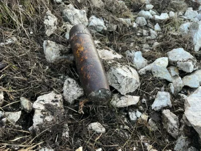 bomba granata velo polje