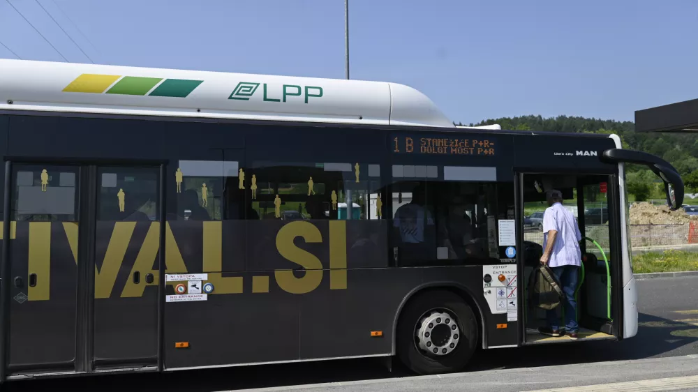 Avtobus LPPP+R Stanežiče- 18.06.2023 &ndash; Bol&scaron;ji sejem Stanežiče.//FOTO: Nik Erik Neubauer
