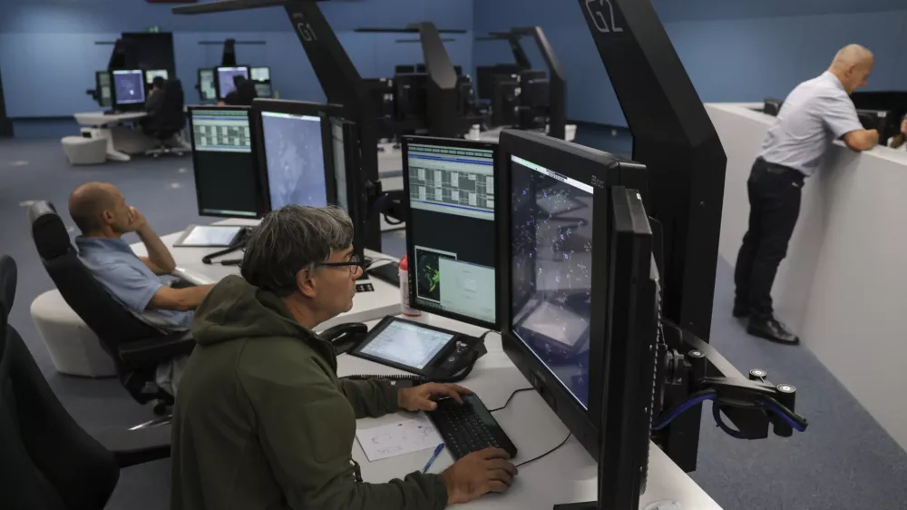 - 04.08.2023 &ndash; Kontrola zračnega prometa, letali&scaron;če Brnik //FOTO: Jaka Gasar