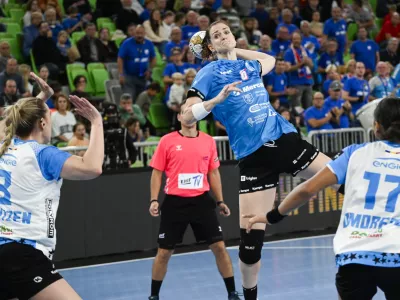 Ana Gros12.10. 2024 Krim Mercator - CSM Bukare&scaron;ta, evropska liga prvakinjFoto: Nik Erik Neubauer