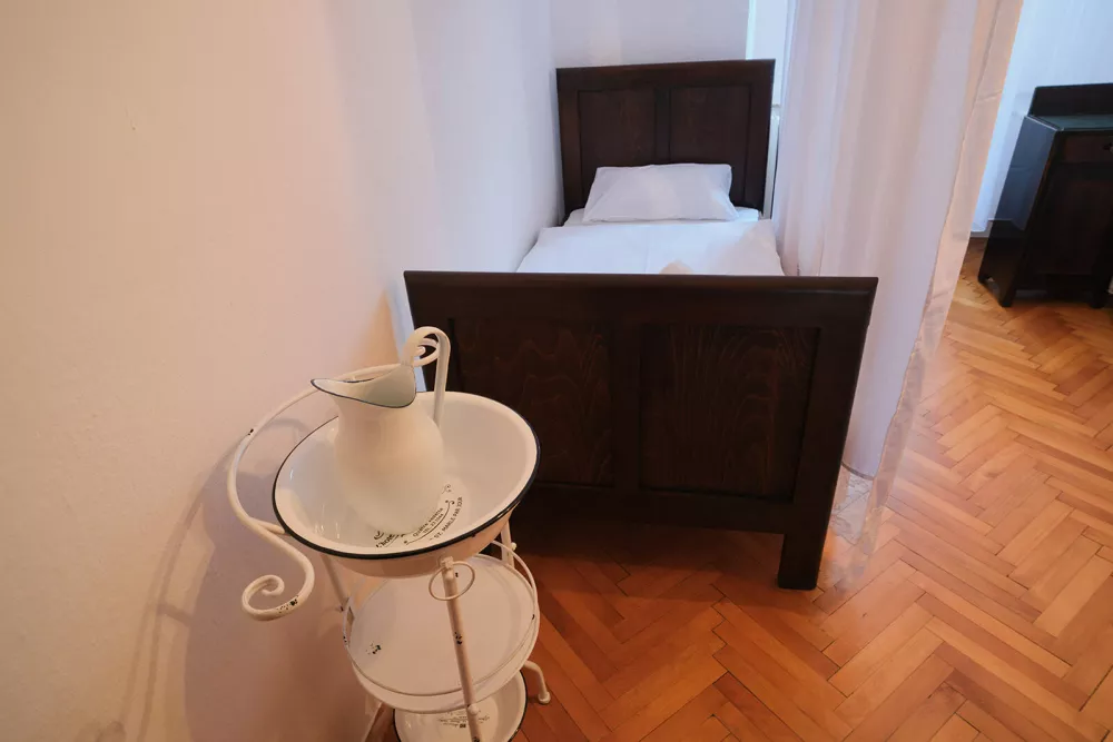 Oddih v ti&scaron;ini, zbranosti in preprostosti: Bi prespali v samostanu?