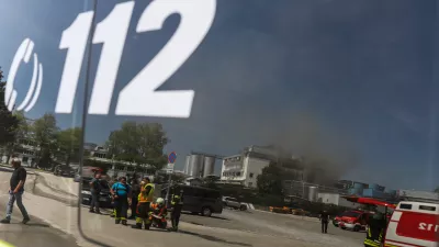 112, klic v sili- 12.05.2022 – Kočevje – požar - eksplozija v kemični tovarni Melamin - razneslo kotel v proizvodnji - poškodovanih več kot dvajset oseb, dve osebi huje opečeni //FOTO: Bojan Velikonja