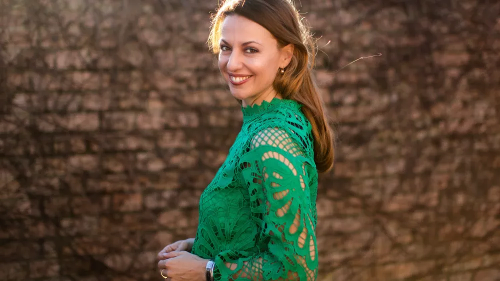 - 29.03.2023 - Tonja Blatnik, poznavalka specifičnih vsebin, urednica in piarovka - sourednica Dnevnikove sobotne priloge Zaposlitev in kariera, direktorica agencije za odnose z javnostmi iUFC &ndash; Institute for Universal Future Communications, sourednica Dnevnikove sobotne priloge Zaposlitev in kariera,  //FOTO: Bojan Velikonja