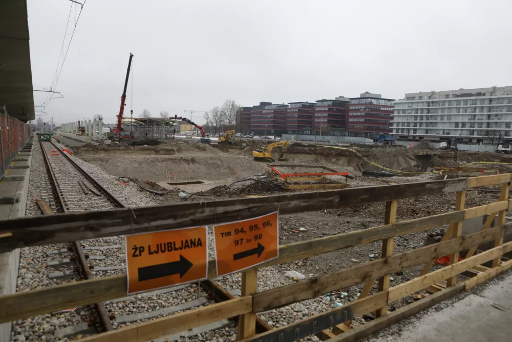 železni&scaron;ka postaja zaprta za vikend foto luka cjuha