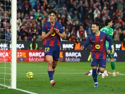 Soccer Football - LaLiga - FC Barcelona v RCD Mallorca - Spotify Camp Nou, Barcelona, Spain - February 7, 2026 FC Barcelona's Marc Bernal celebrates scoring their third goal REUTERS/Albert Gea