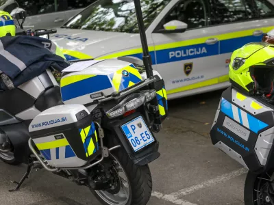 11.7.2025 - policija, nadzor prometa, lahka motorna vozila, skuter, moped, varnost v prometruFoto: Luka Cjuha