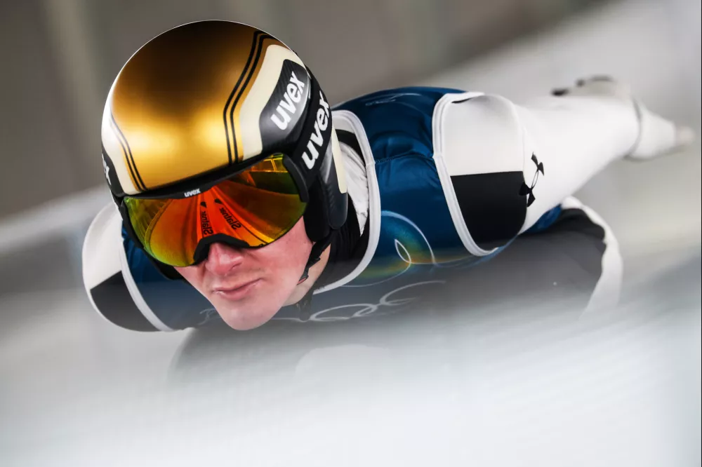 Italija, Predazzo.Zimske olimpijske igre 2026.Smucarski skoki, moski trening na veliki skakalnici.Slovenski skakalec Domen Prevc.