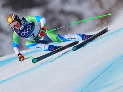 10 February 2026, Italy, Cortina D'ampezzo: Slovenia's Ilka Stuhec competes in the downhill run of the Women's Team Combined event during the Milano Cortina 2026 Winter Olympic Games at the Tofane Alpine Skiing Centre in Cortina d'Ampezzo. Photo: Michael Kappeler/dpa