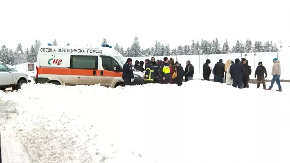 Emergency services work near Petrohan mountain, the scene where people were found dead, near the village of Gintsi, Bulgaria, February 2026, in this screen grab taken from a video. NOVA TV/Handout via REUTERS  THIS IMAGE HAS BEEN SUPPLIED BY A THIRD PARTY. BULGARIA OUT. NO COMMERCIAL OR EDITORIAL SALES IN BULGARIA