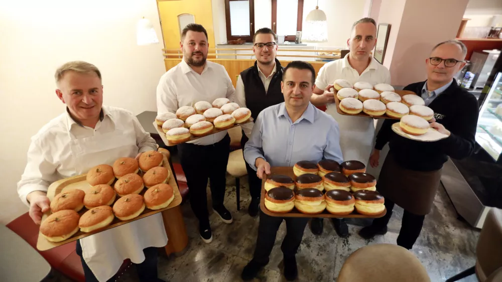 03.01.2026 -sla&scaron;čičarna Berzo, Vrhnika, krofiFoto: Tomaž Skale