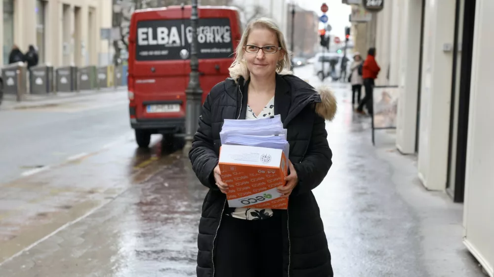&Scaron;tepanjsko naselje, vlaganje tožbe. Foto: Jaka Gasar