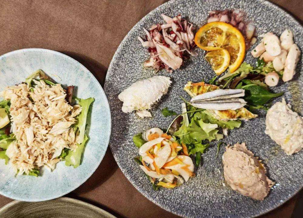 Predjedi, Gostilna Godina