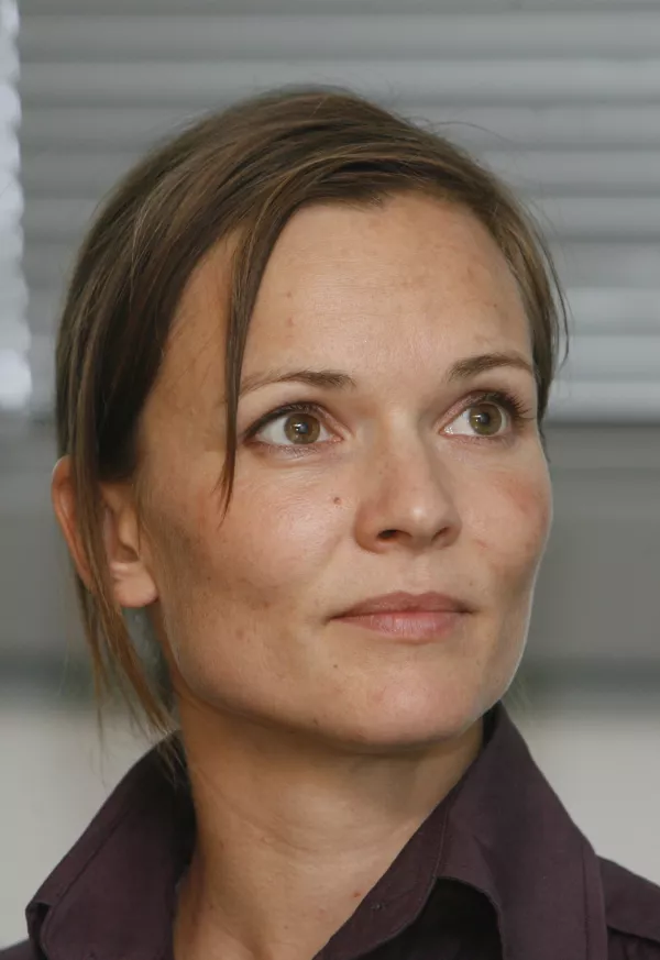 Andreja Jaklič, profesorica - Center za preučevanje mednarodnih odnosov pri FDV - Fakulteta za družbene vede (FDV) - predstavili Svetovno investicijsko poročilo 2009 v imenu generalnega sekretarja Konference Združenih narodov za trgovino in razvoj (UNCTAD), //FOTO: Matej Pov&scaron;eOPOMBA: ZA OBJAVO V ČASOPISU DNEVNIK