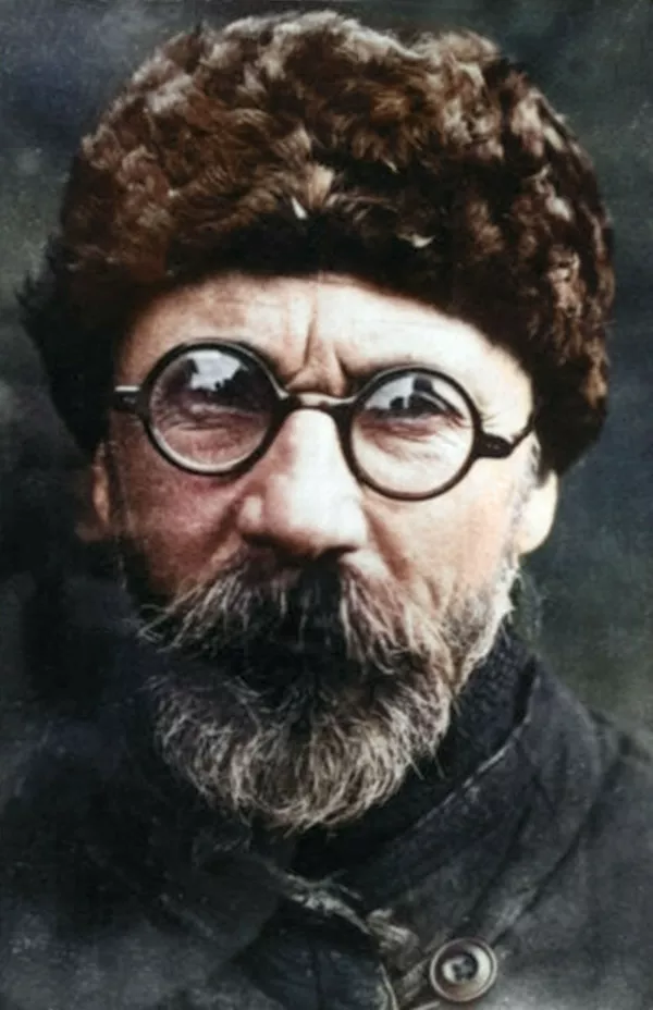 Leonid Kulik je bil prvi znanstvenik, ki je leta po dogodku videl, kaj se je zgodilo. / Foto: Profimedia