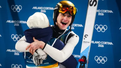 Italija, Predazzo.Zimske olimpijske igre 2026.Smucarski skoki, velika skakalnica, moski.Olimpijski prvak na veliki skakalnici Domen Prevc.