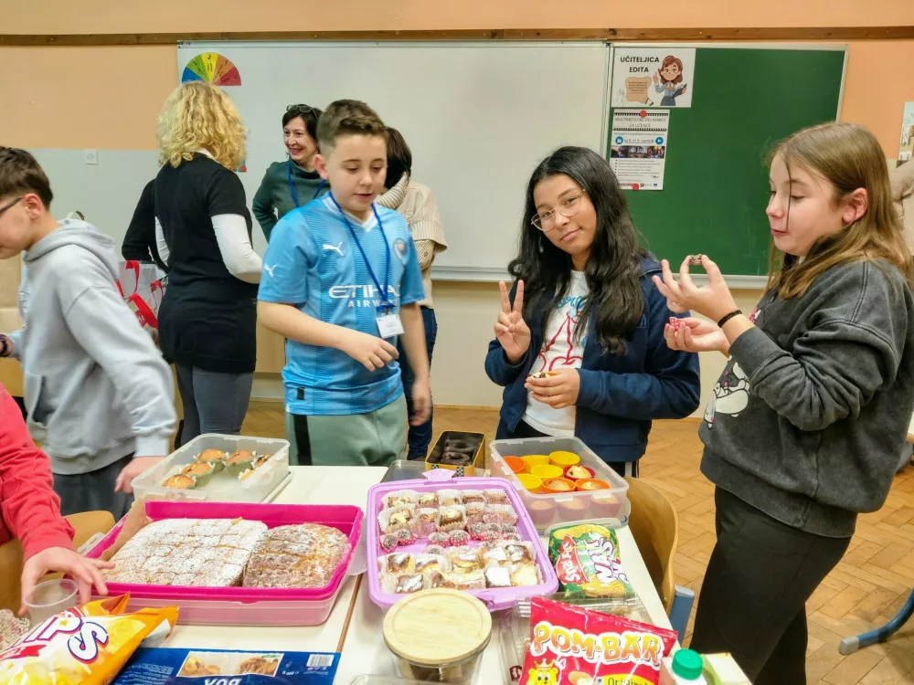 Nekateri &scaron;panski učenci so prvič uživali na snegu