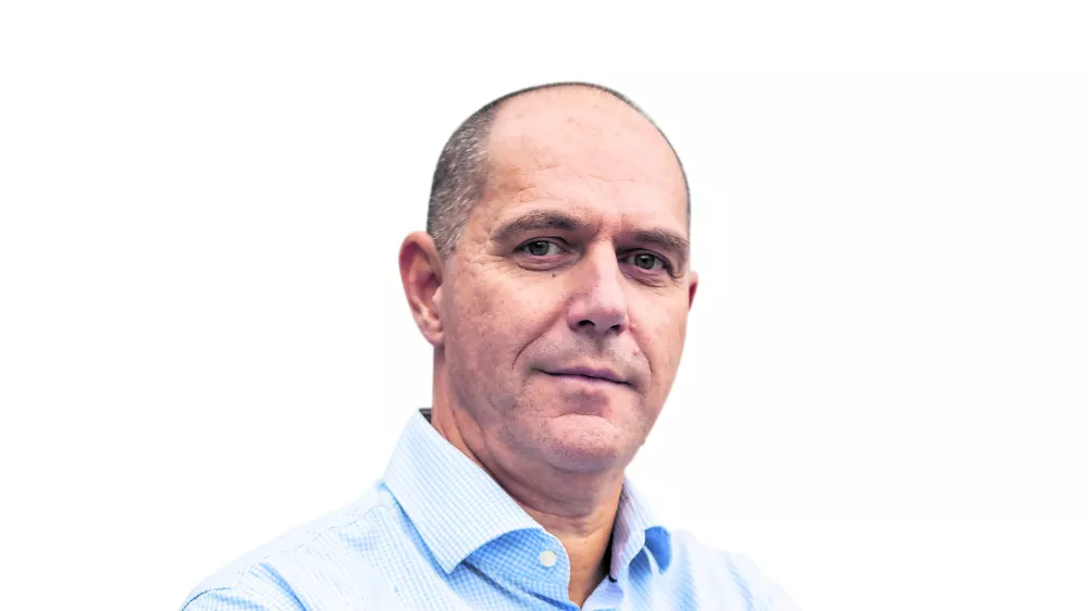  04.11.2019 &ndash; red. prof. dr. Jože P. Damijan, ekonomist &ndash; redni profesor Ekonomske fakultete Univerze v Ljubljani in nekdanji politik - podpredsednik Strate&scaron;kega sveta za gospodarstvo pri predsedniku vlade, predsednik vladnega Odbora za reforme in minister za razvoj //FOTO: Matjaž Ru&scaron;t------COLORNA BELI PODLAGIZA KOLUMNOV PERMANENT !!!