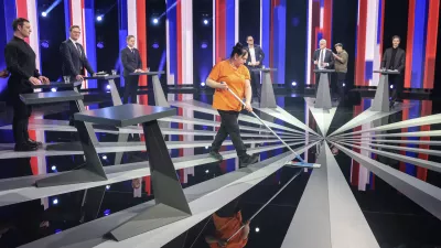 Televizijska soočenja so doslej pomembno krojila volilni rezultat, a vzporedno poteka vse močnej&scaron;a kampanja tudi na družbenih omrežjih. / Foto: Jaka Gasar