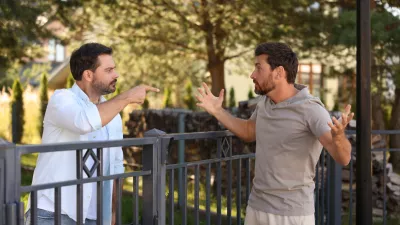 Prepir med sosedoma. Slika je simbolična. / Foto: Istock