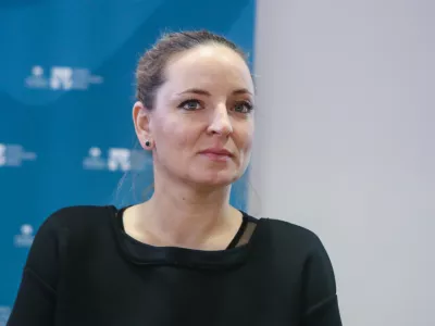 direktorica Pravno-informacijskega centra nevladnih organizacij Katarina Bervar Sternad- 07.12.2017 - okrogla miza o izzivih varovanja človekovih pravic in temeljnih svobo&scaron;čin ob dnevu človekovih pravic, //FOTO: Luka Cjuha.