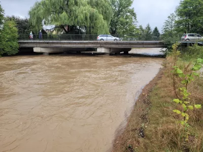 Stanje med poplavami na odseku A Etape 1A