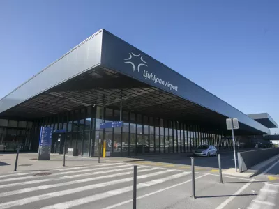 31.10.2024 - Letali&scaron;če Jožeta Pučnika Ljubljana - Fraport Slovenija Upravljavec ljubljanskega letali&scaron;ča.FOTO: LUKA CJUHA