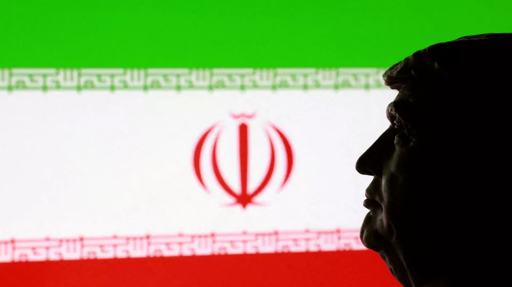 FILE PHOTO: A 3D printed miniature of U.S. President Donald Trump and Iranian flag are seen in this illustration taken January 9, 2026. REUTERS/Dado Ruvic/Illustration/File Photo