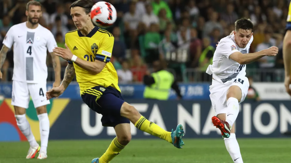 Miha Zajc- 02.06.2022 &ndash; nogomet &ndash; Slovenija: &Scaron;vedska, Liga narodov UEFA, Liga B - skupina 4: //FOTO: Luka Cjuha