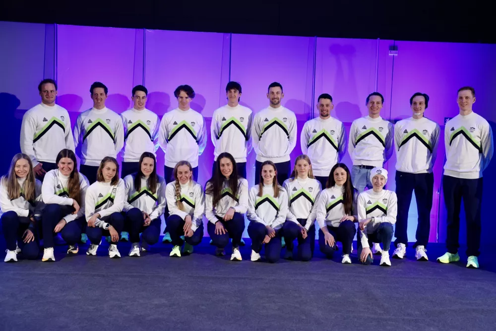 (FOTO) Slovenija bučno pozdravila junake ZOI