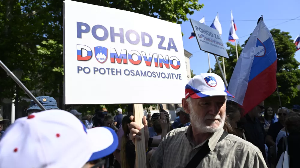 SDS16.05.2025 - Ljubljanskegi pohod za domovino v organizaciji Kluba seniorjev in seniork SDSFOTO: Nik Erik Neubauer / Foto: Nik Erik Neubauer