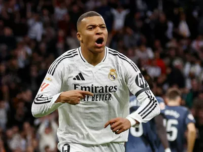 Soccer Football - LaLiga - Real Madrid v Rayo Vallecano - Santiago Bernabeu, Madrid, Spain - March 9, 2025 Real Madrid's Kylian Mbappe celebrates scoring their first goal REUTERS/Susana Vera  TPX IMAGES OF THE DAY
