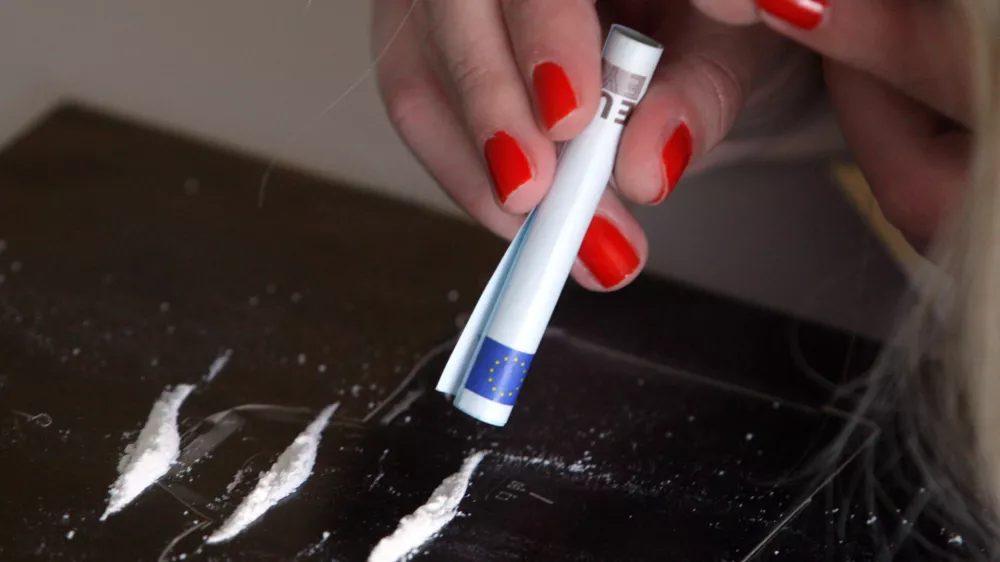 - kokain, snifanje, droga//FOTO: Luka Cjuha