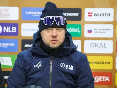 - Snežni kontrolor, Mednarodne smučarske in deskarske zveze (Fis) Jani Hladnik.- - 26.12.2024. Snežna kontrola FIS na Smuči&scaron;ču Podkoren pred tekmo svetovnaga pokala v slalomu in veleslalomu za ženske.//FOTO: Bojan Velikonja