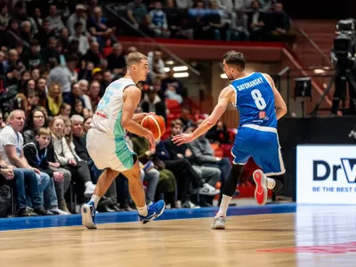 Žiga Samar, Toma&scaron; Satoransky, Slovenija, Če&scaron;ka