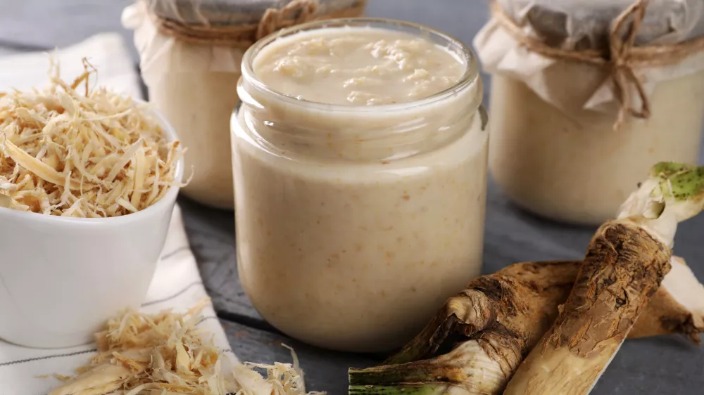 Hren lahko shranimo za dalj časa. / Foto: Istock