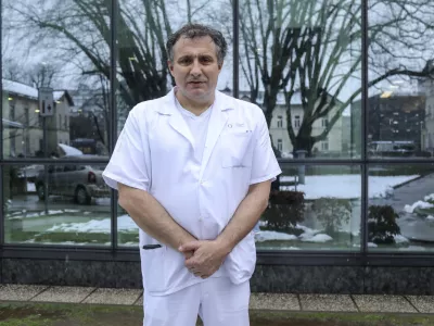 - 19.01.2023 - Dr. Erik Brecelj, kirurg onkolog in zdravstveni aktivist - borec proti korupciji v zdravstvu, vodja novega Strate&scaron;kega sveta za zdravstvo //FOTO: Jaka Gasar