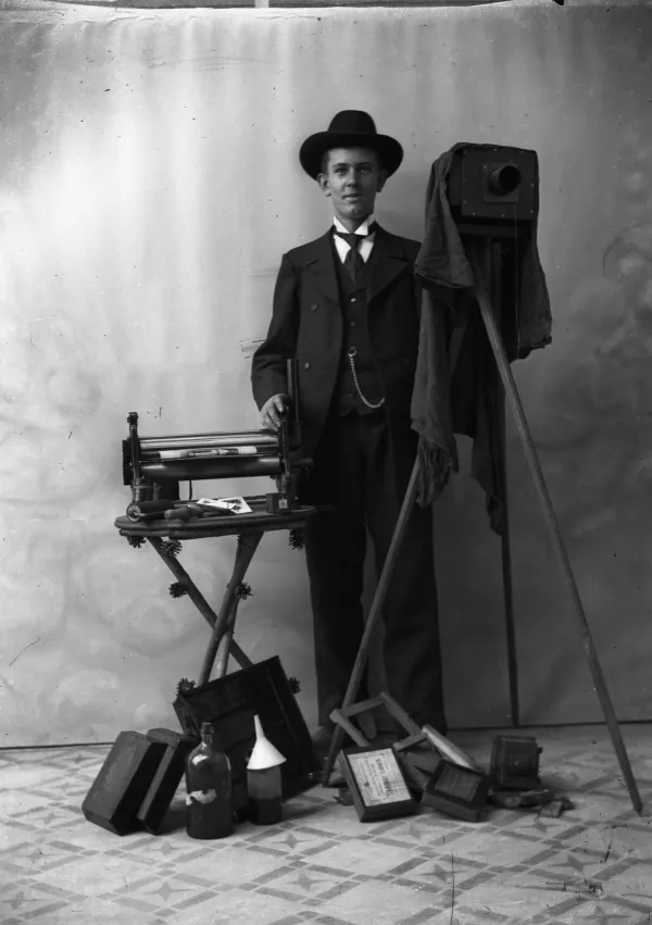 Peter Naglič, ljubiteljski fotograf / Foto: Arhiv Dru&scaron;tva Peter Naglič