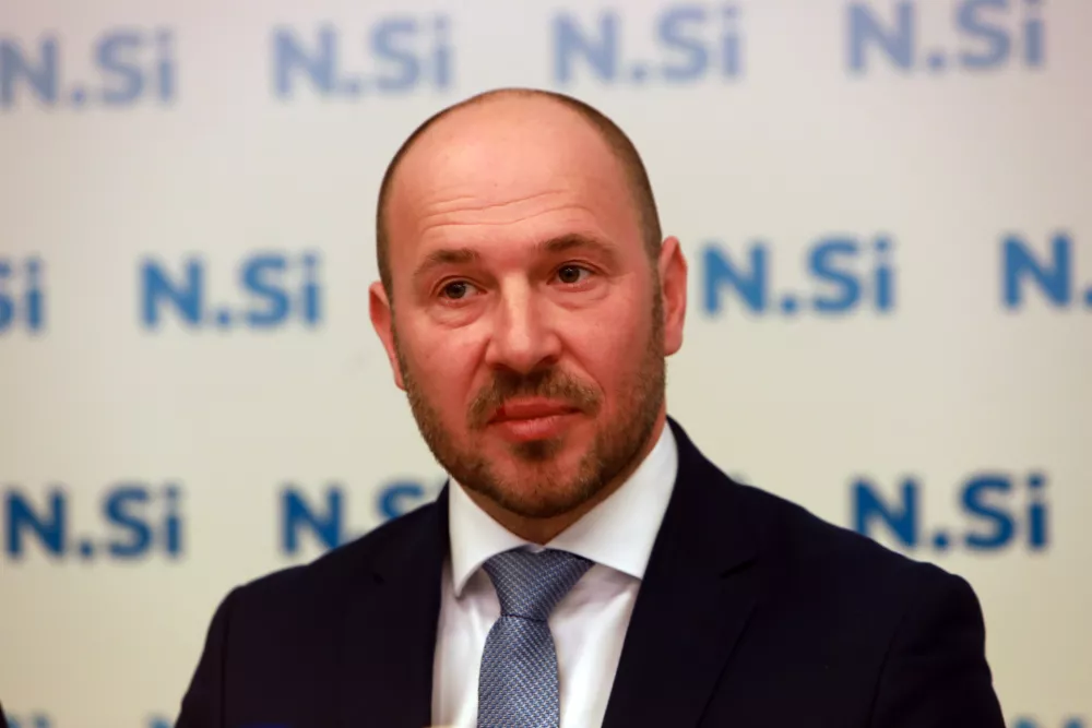 21.01.2026 - podpis sporazuma o sodelovanju NSI, Jernej Vrtovec,S čFoto: Tomaž Skale / Foto: Tomaž Skale