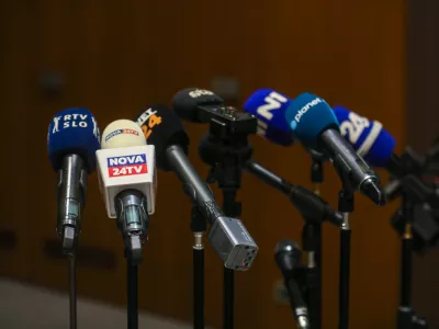 23.04.2025 - Mediji - simbolična fotografija - zakon o medijih - novinarjiFoto: Luka Cjuha