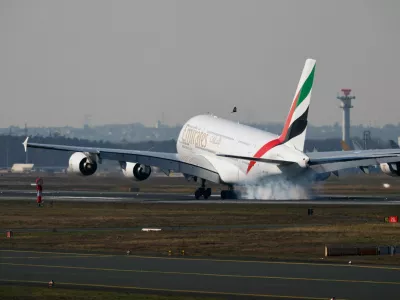 An Emirates plane with German tourists evacuated from the Middle East arrives from Dubai, amid the U.S.-Israeli conflict with Iran, at the airport in Frankfurt, Germany, March 3, 2026. REUTERS/Kai Pfaffenbach