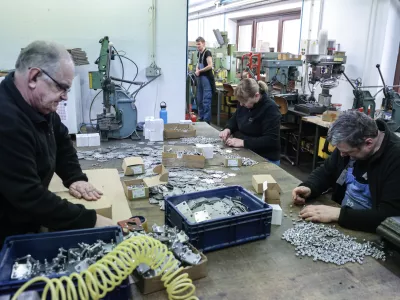 Invalidsko podjetje CSS: Spet z zaupanjem hodijo na delo