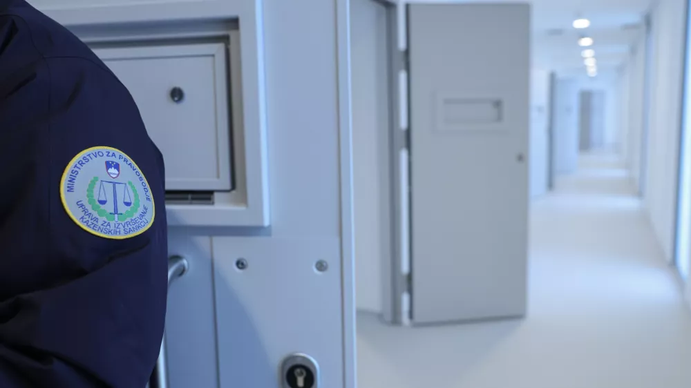 - 14.11.2025 - Novi zapor Dobrunje - celica, varovanje, ograja, pravosodje, kriminal//FOTO: Jaka Gasar