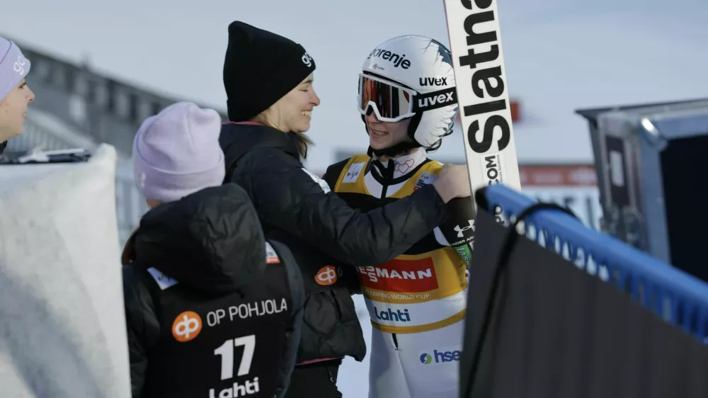 Nika Prevc po predčasno osvojenem globusu: To je bila motivacija in ne breme