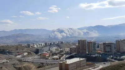 Smoke plumes of Sanandaj, Kurdistan province, Iran, amid the U.S.-Israeli conflict with Iran, in this still image taken from a social media video, released on March 5, 2026, Social media/via REUTERS THIS IMAGE HAS BEEN SUPPLIED BY A THIRD PARTY. MANDATORY CREDIT. NO RESALES. NO ARCHIVES. NEWS USE ONLY. VERIFICATION. BULLET POINTS:Road layout, buildings and terrain matched satellite imagery. Date not verified but no older version of the video were found posted online before March 5. Local media reported that explosions were heard in Sanandaj early Thursday morning.