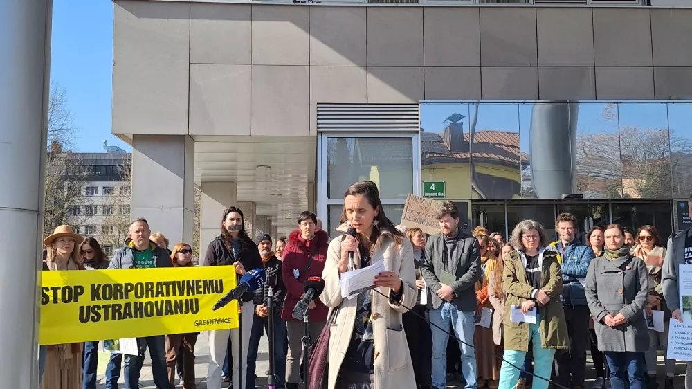 Novinarska konferenca zaradi tožbe zoper Andrejo Slamer&scaron;ek