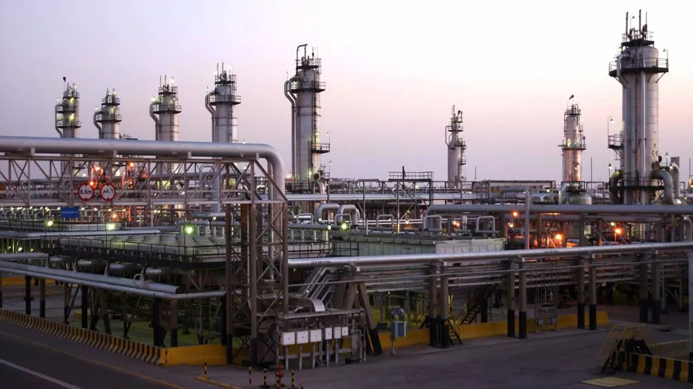 FILE PHOTO: A view shows Saudi Aramco's Abqaiq oil facility in eastern Saudi Arabia in this undated handout photo.  Courtesy Saudi Aramco/Handout via REUTERS  ATTENTION EDITORS - THIS PICTURE WAS PROVIDED BY A THIRD PARTY