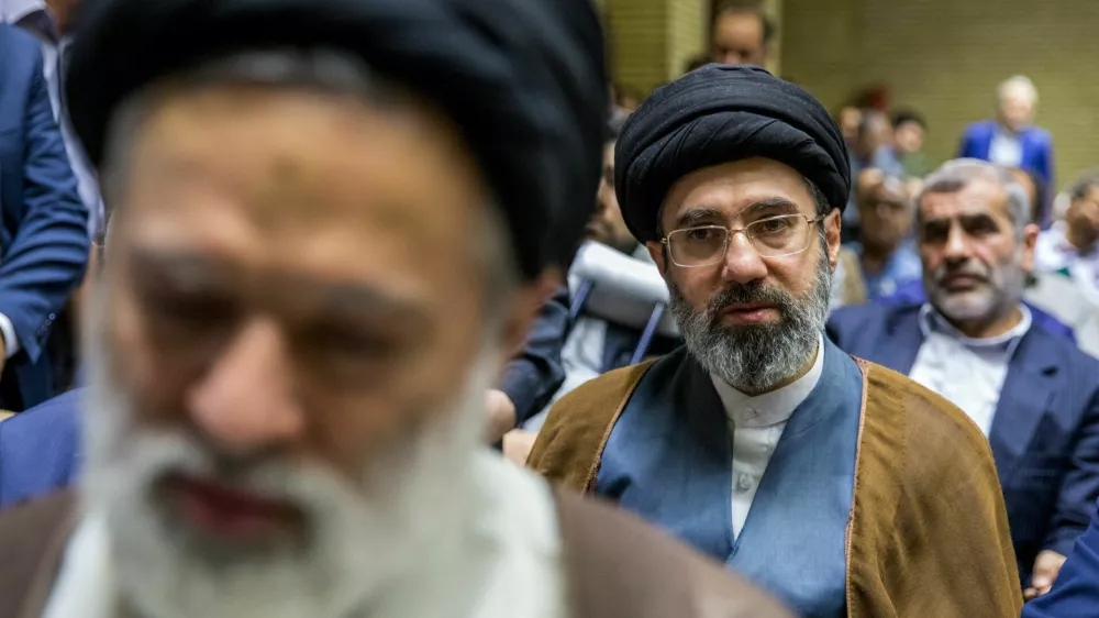 FILE PHOTO: Iran's new supreme leader, Mojtaba Khamenei, the second son of late Iran's Supreme Leader Ayatollah Ali Khamenei, attends a meeting in Tehran, Iran, July 22, 2018. Mehdi Ghasemi/ISNA/WANA (West Asia News Agency) via REUTERS ATTENTION EDITORS - THIS PICTURE WAS PROVIDED BY A THIRD PARTY/File Photo